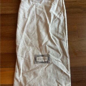 💯 Authentic Gucci Dust Cover